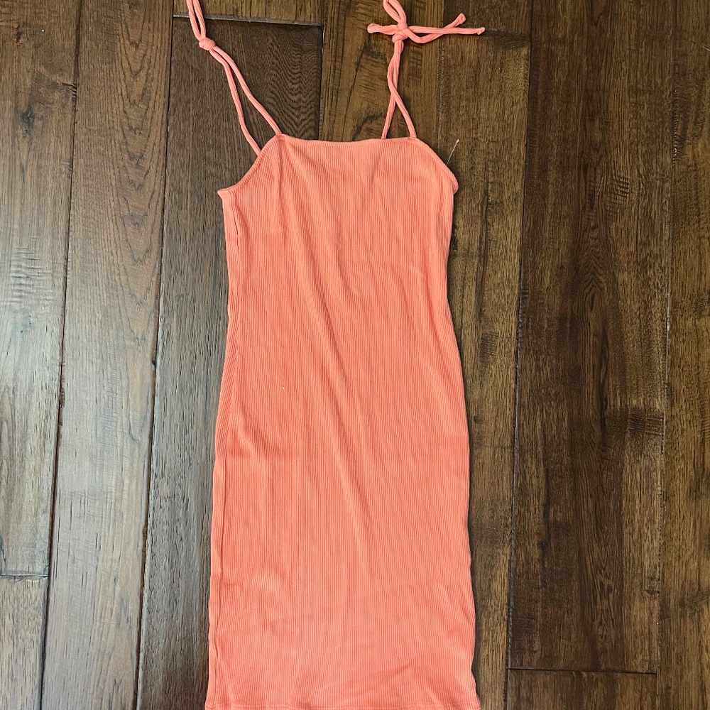 Ribbed Dress tie straps size s NEW
